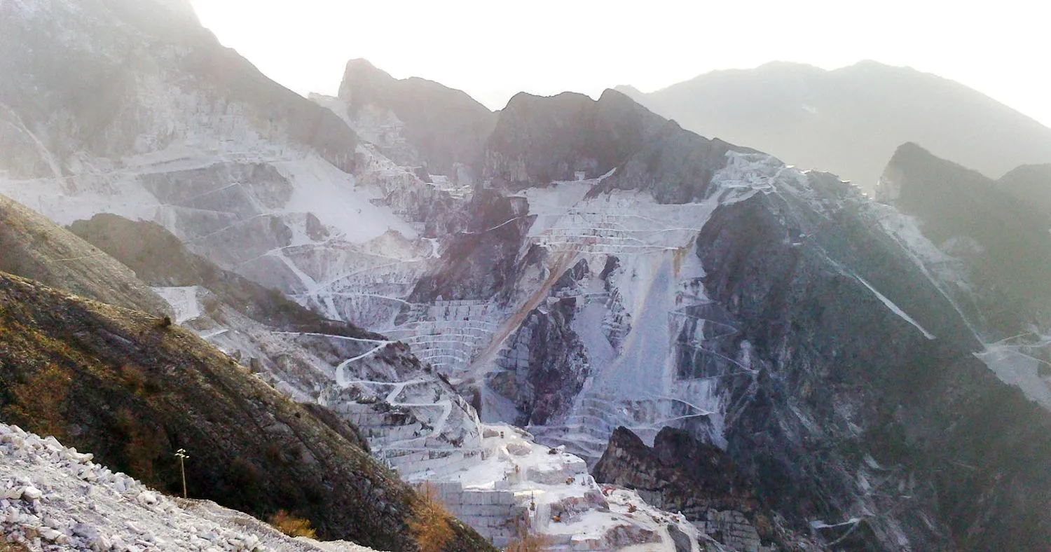 Cava di marmo delle Alpi Apuane · foto 2