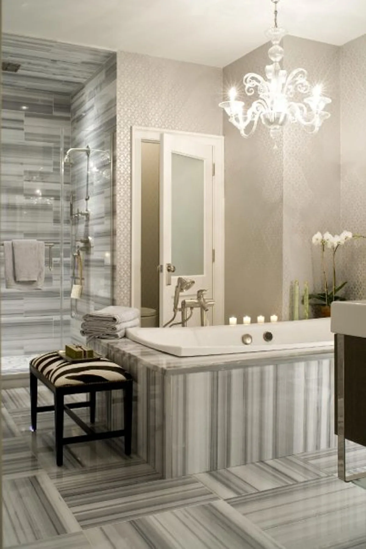 Bagno in marmo e pietra naturale · Marmi di Carrara · lavoro 25
