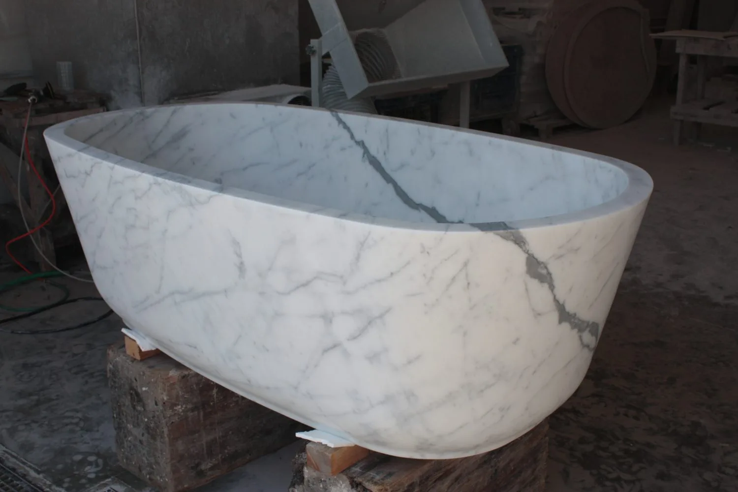Massello in marmo e pietra naturale · Marmi di Carrara · lavoro 32