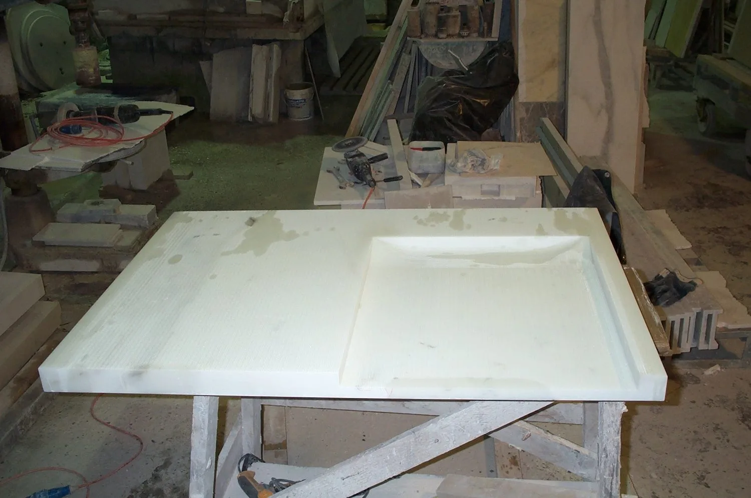 Piastrelle in marmo e pietra naturale · Marmi di Carrara · lavoro 11