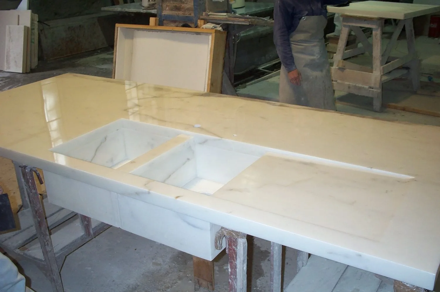 Piastrelle in marmo e pietra naturale · Marmi di Carrara · lavoro 12