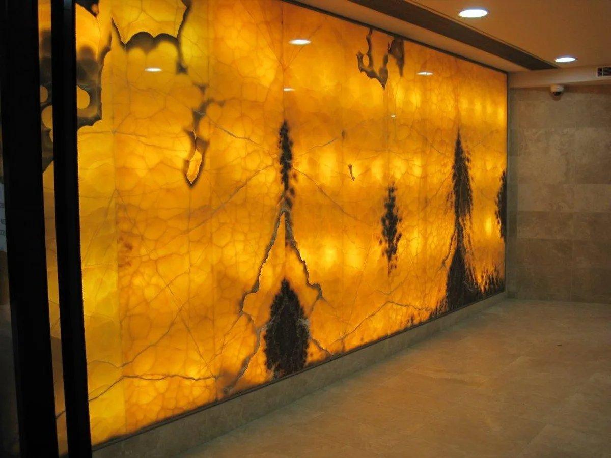Retroilluminato in marmo e pietra naturale · Marmi di Carrara · lavoro 9