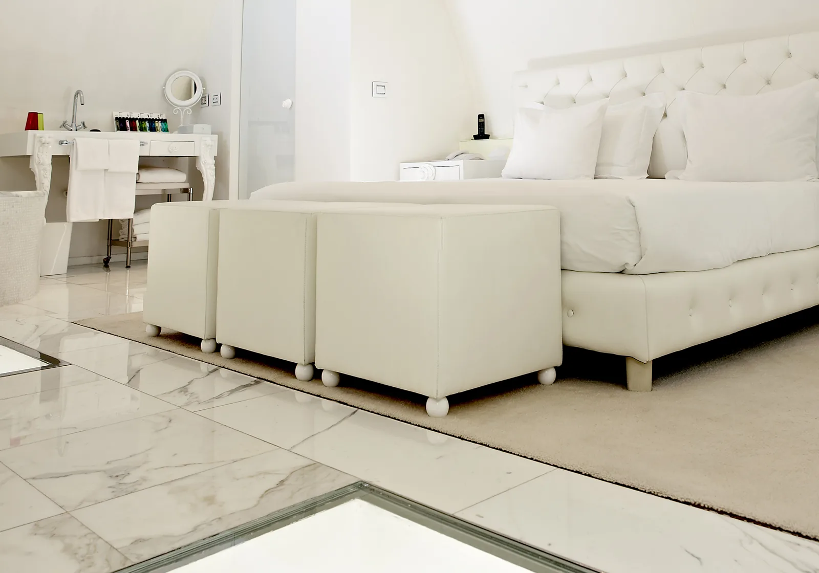 Rivestimento in marmo e pietra naturale · Marmi di Carrara · lavoro 3
