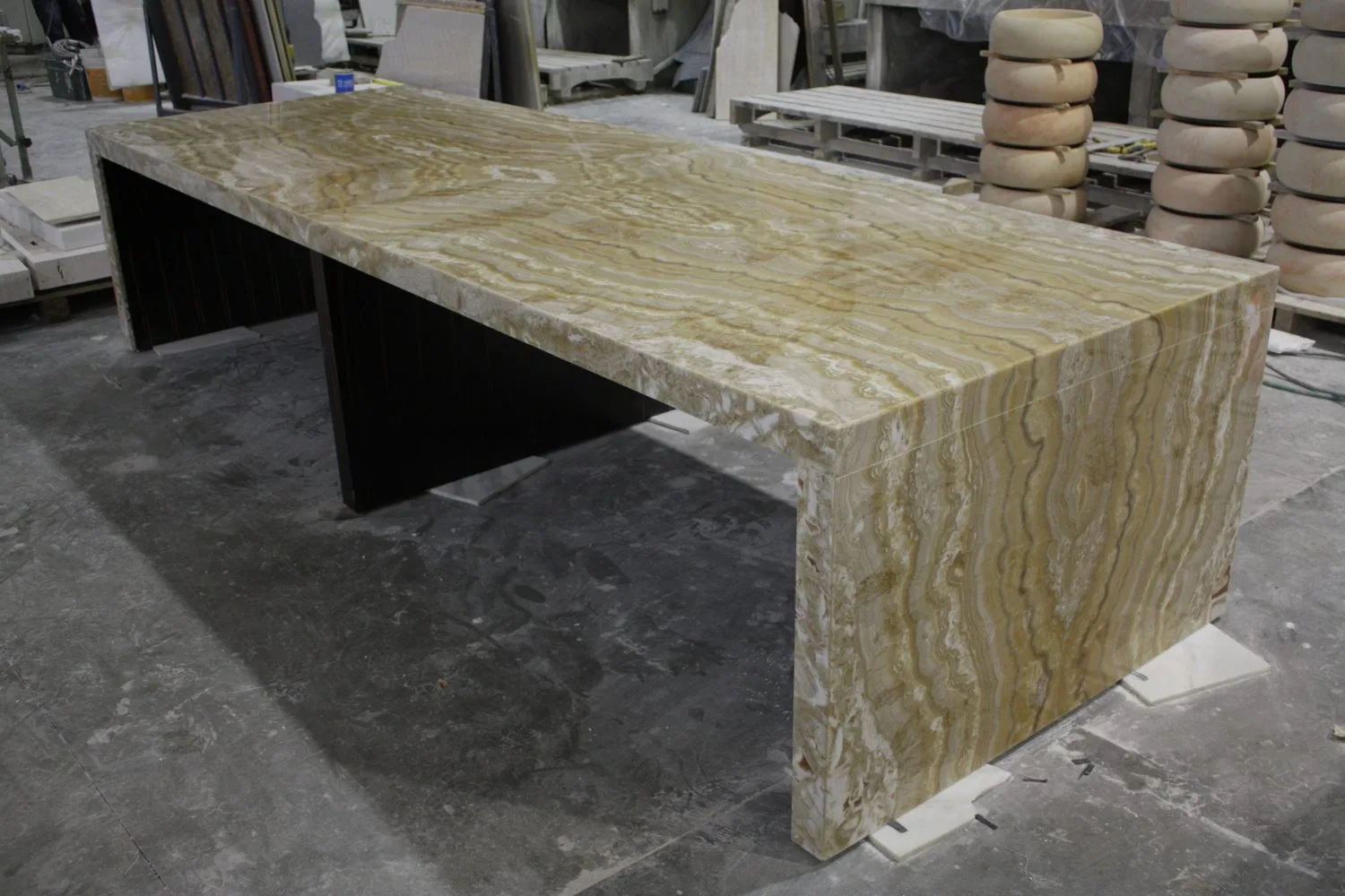 Arredo in marmo e pietra naturale · Marmi di Carrara · lavoro 3