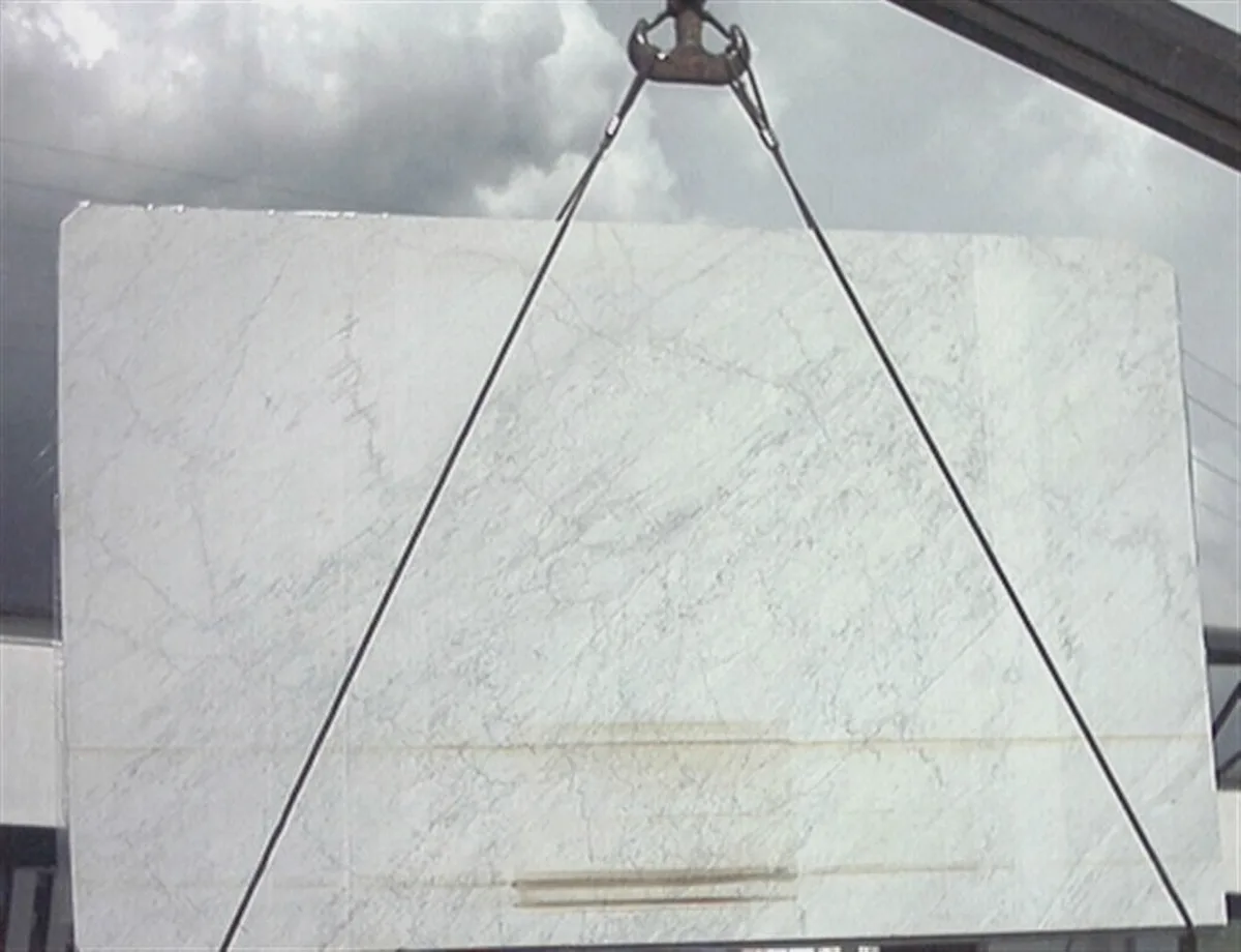 Bianco Cd 4 (Large) · pietre