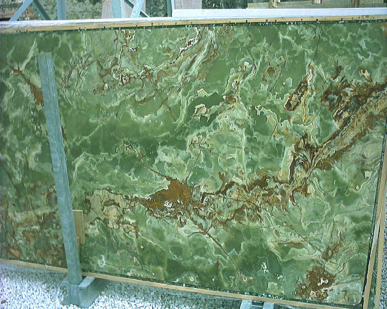 Green Onyx Dark · onic