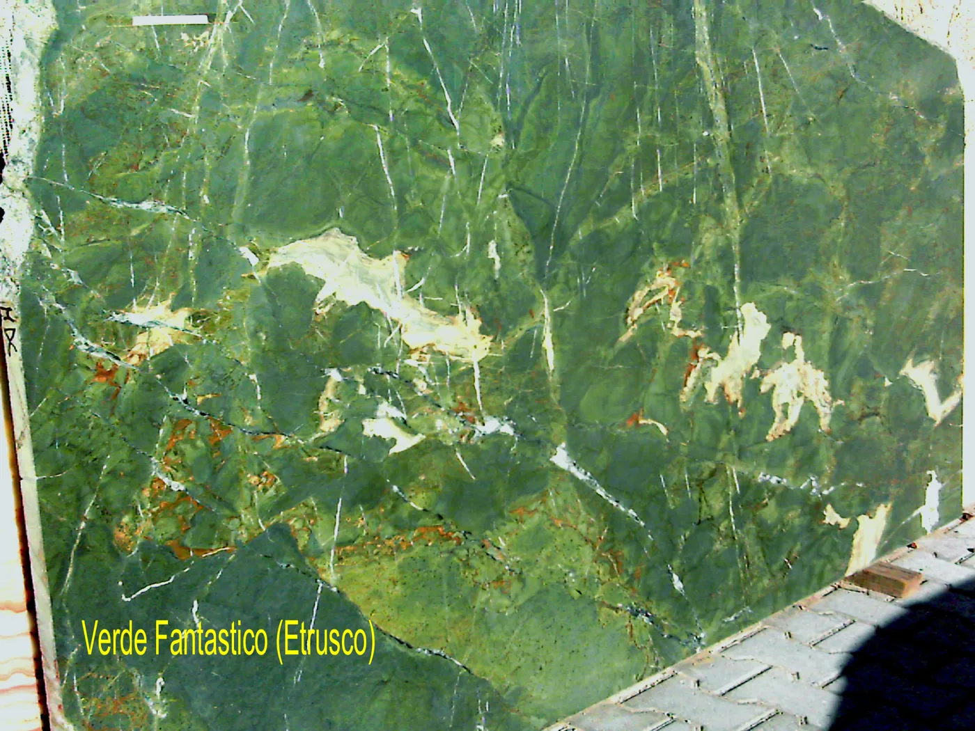 Verde Fantastico (Etrusco) · pietre