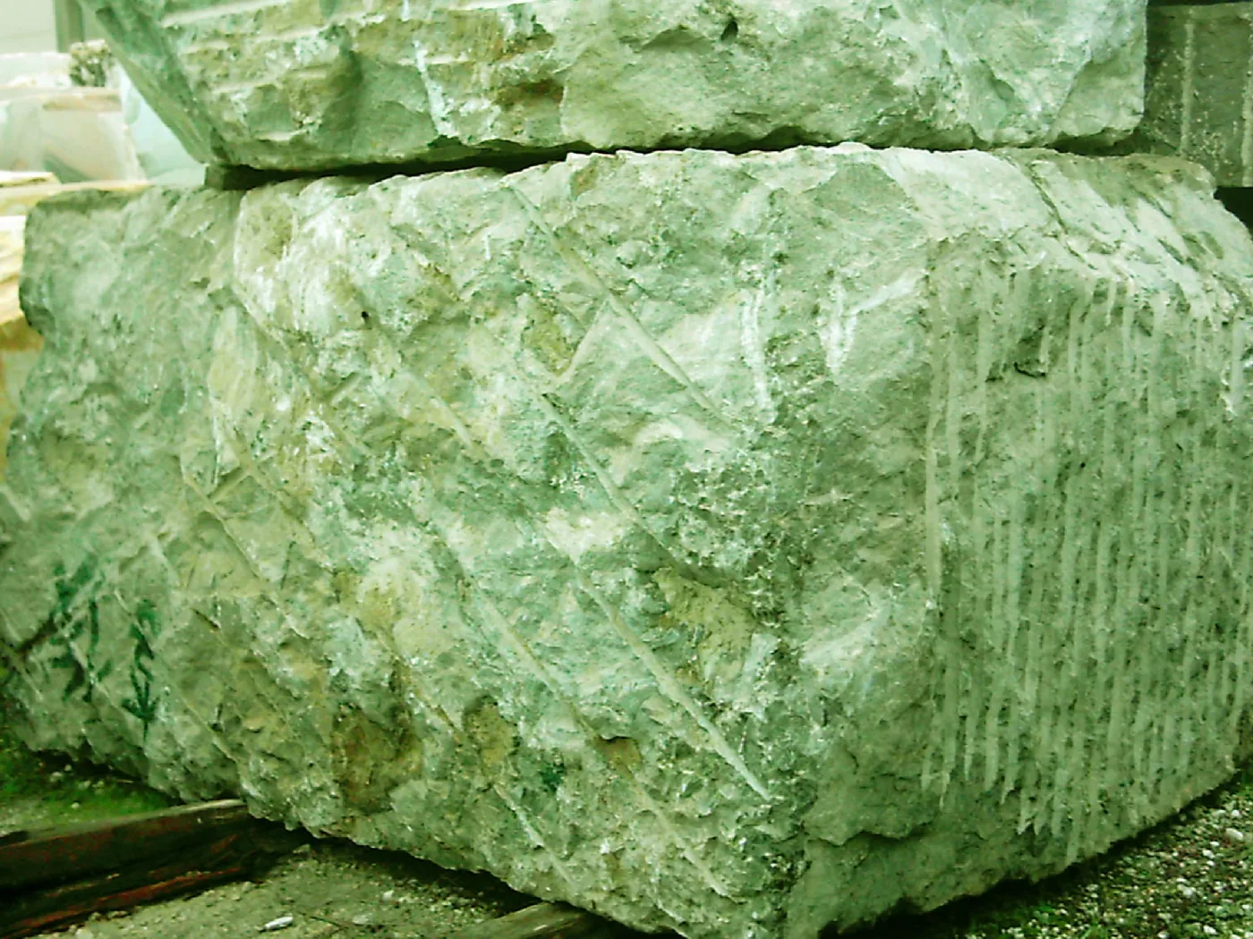 Verde Ming · pietre